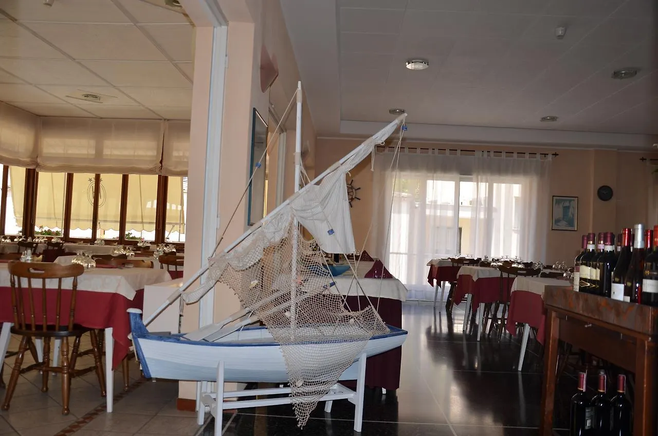 Hotel Lorenzo Celle Ligure 3*,  Italia